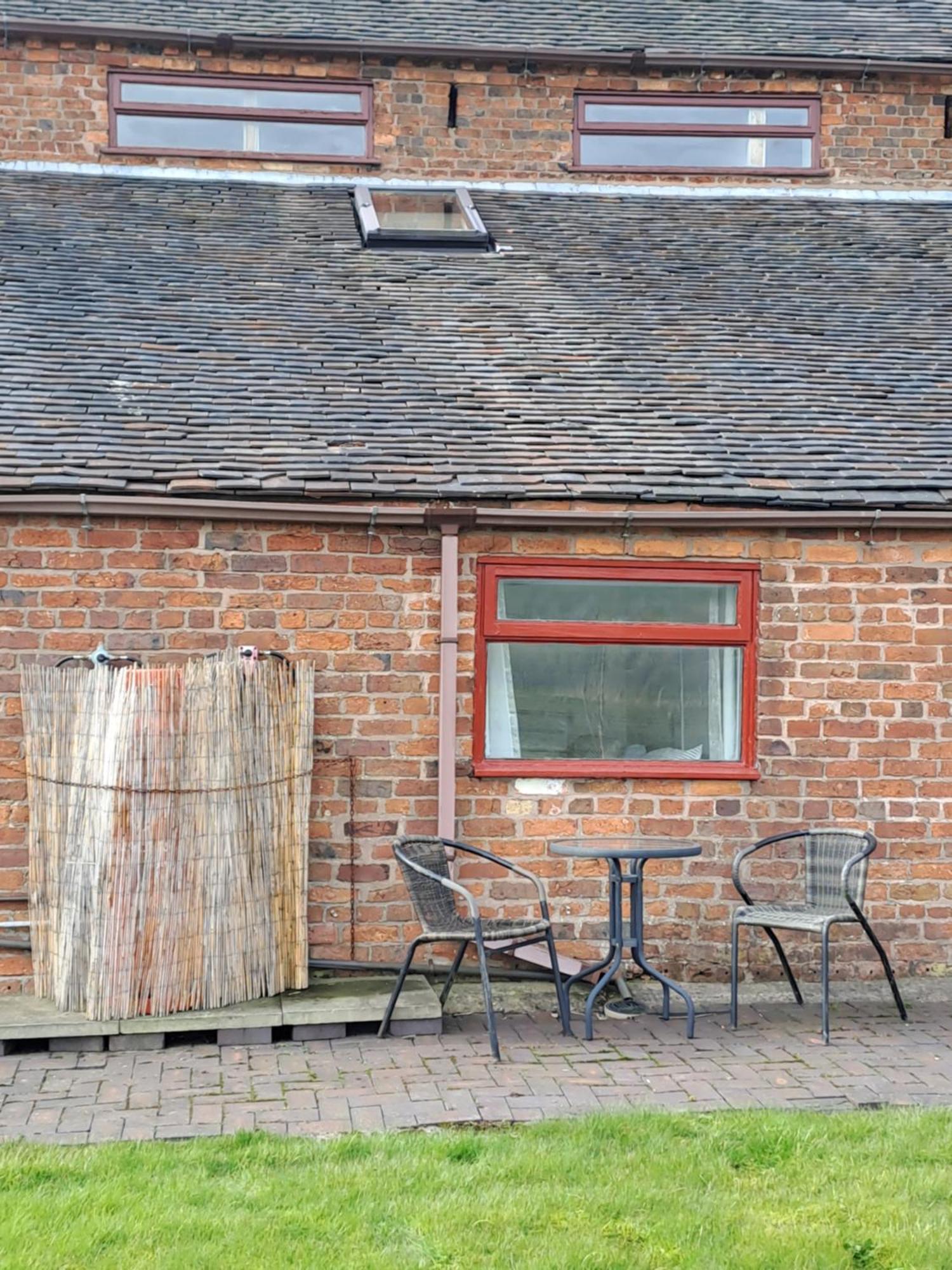 Bank Top Farm Cottages Stoke-on-Trent ภายนอก รูปภาพ