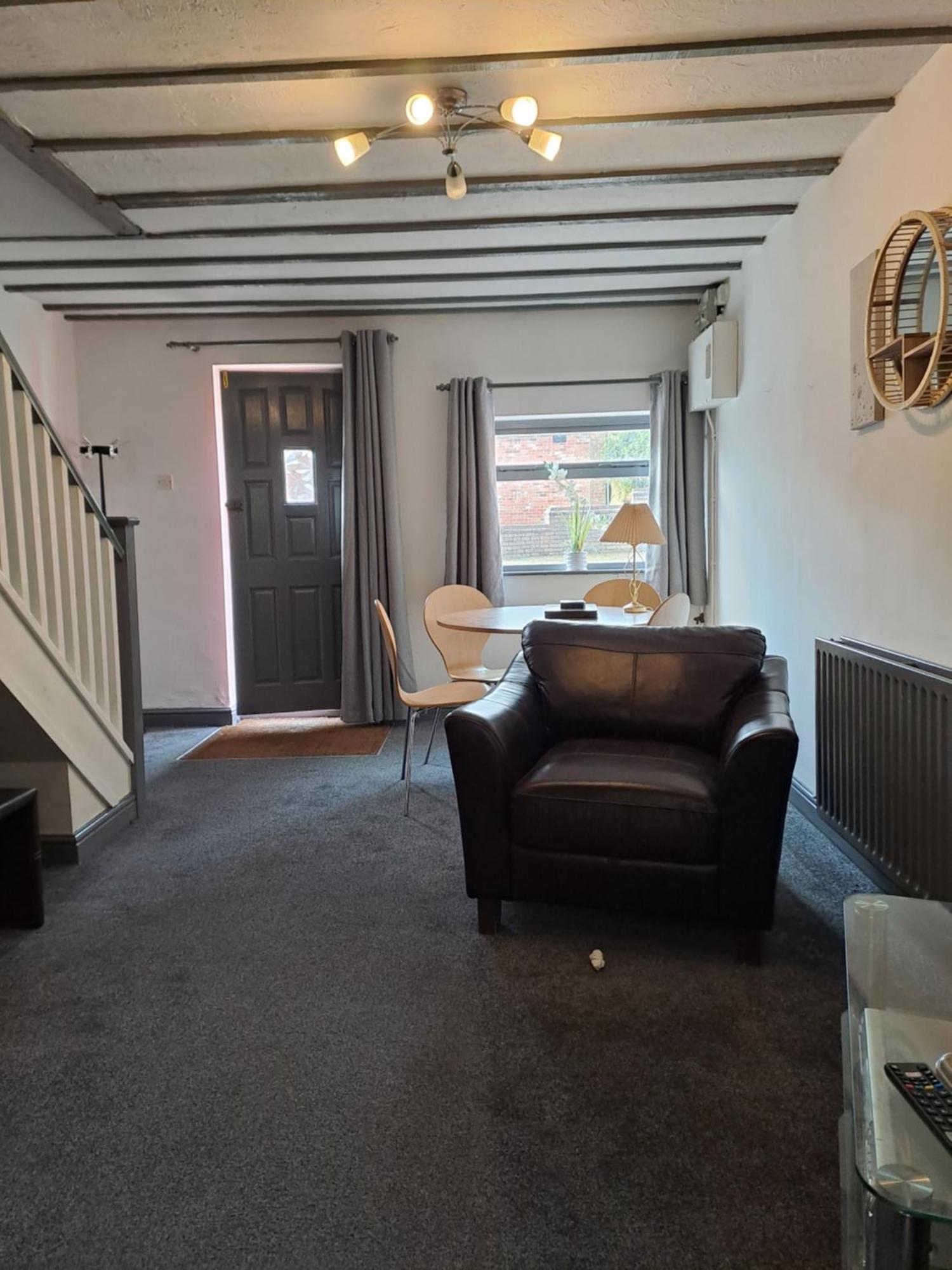 Bank Top Farm Cottages Stoke-on-Trent ภายนอก รูปภาพ