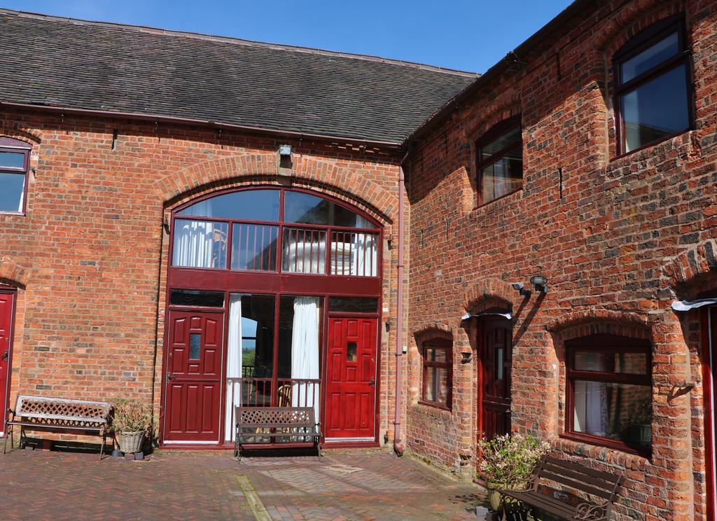 Bank Top Farm Cottages Stoke-on-Trent ภายนอก รูปภาพ